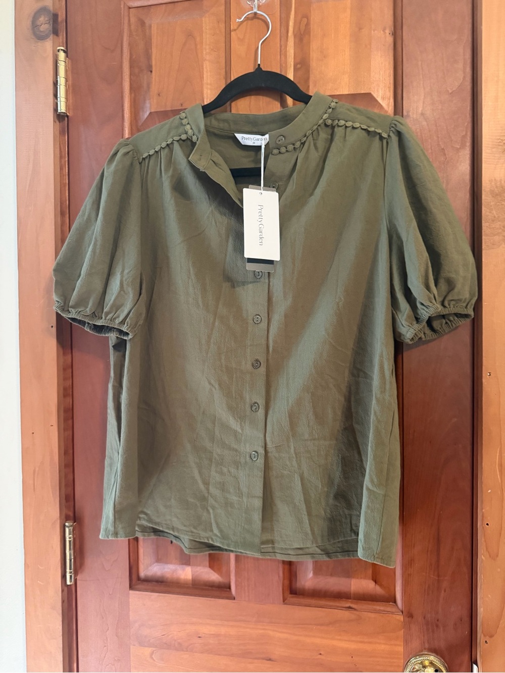 Pretty Garden Olive Green Puff-Sleeve Button Front Top